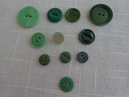 Green (11) Misc’l Plastic 2 hole &amp; 1 Loop Vintage Buttons (#3772) - $8.99
