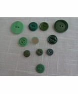 Green (11) Misc’l Plastic 2 hole &amp; 1 Loop Vintage Buttons (#3772) - $12.29 CAD
