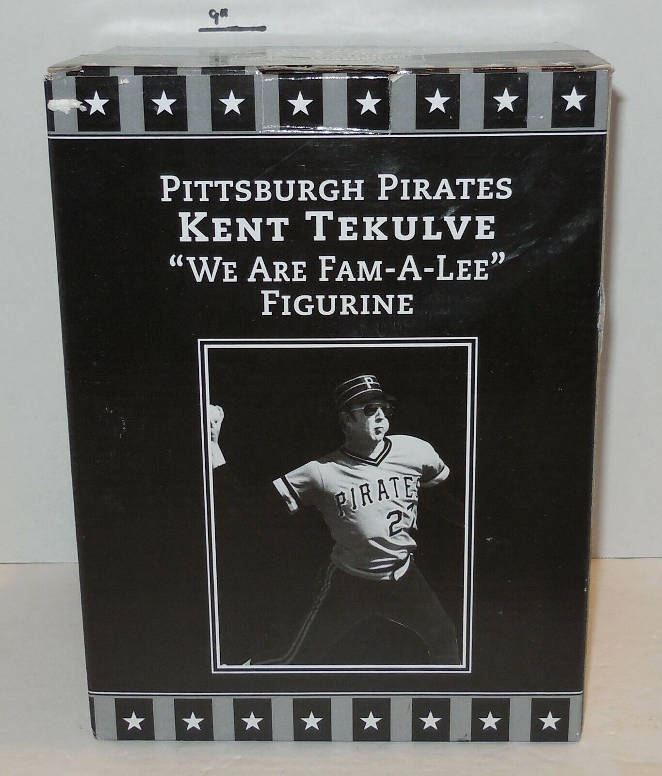 Primary image for Kent Tekulve PITTSBURGH PIRATES WE ARE FAM-A-LEE FIGURINE SGA 2004
