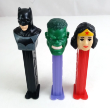 Lot of 3 Comics Superhero Pez Dispensers The Hulk, Batman, &amp; Wonder Woma... - $183.57 MXN