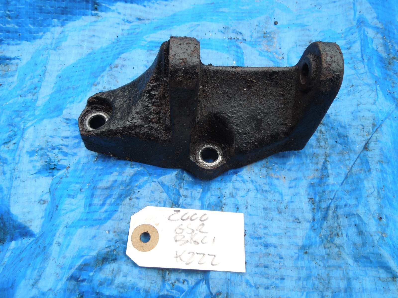 94-01 Acura Integra GSR B18C1 OEM lower alternator bracket VTEC B16 engi... - $39.99