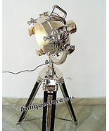 Faretto da pavimento di design con proiettore con supporto per treppiede... - $10,961.46 MXN