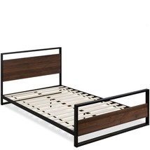 Queen size Farmhouse Metal Wood Platform Bed Frame with Headboard Footboard - €370,85 EUR