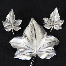 Trifari Brushed Silver Leaves &amp; Pearls Brooch Pin &amp; Clip Earring Set - £19.53 GBP