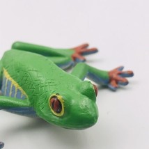 Vintage 1998 Red Eye Tree Frog Plastic Figurine -- Marked PV -- 2&quot; x 2.25&quot; - £7.12 GBP