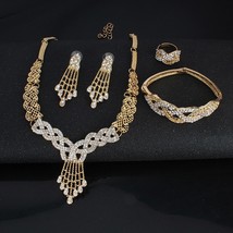 Indian Women&#39;s Jewelry Aesthetic Necklace Set Fashionable Earrings 2021 New Wedd - £27.59 GBP