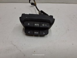 03 04 05 06 Suzuki Vitara XL7 audio control switch OEM - £22.20 GBP