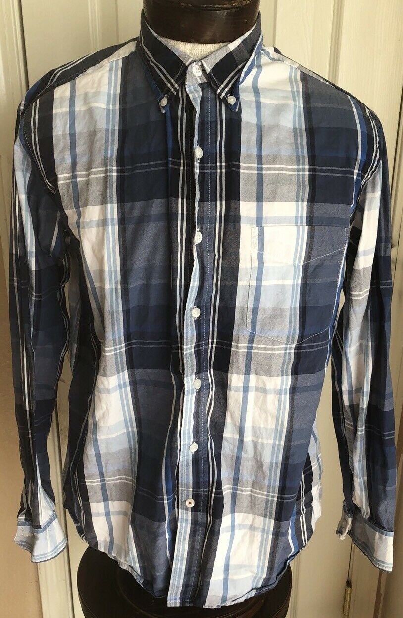 Primary image for Club Room Blue Plaid Long Sleeve Button Front Shirt 100% Cotton Men’s M