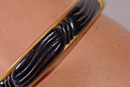 vintage black textured Lucite bangle bracelet gold tone metal - $12.86