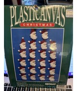 Bernat Plastic Canvas Kit #95-8520-00, Santa&#39;s Portrait, 22 Ornament - $279.97 MXN