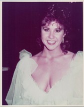 Linda Blair candid 1970&#39;s pose with cleavage wearing white gown 8x10 press photo - £7.42 GBP