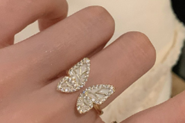 Korean version of small fresh sweet butterfly ring female niche design - £15.46 GBP
