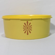 Vintage Stackable TUPPERWARE Yellow Canisters 1204-2 With 1205-3 Lid 0822!!! - £9.76 GBP