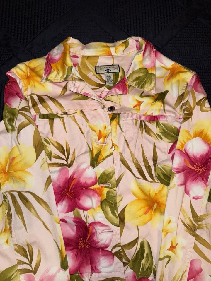 Caribbean Joe Floral Jacket Women's Medium Button Front Tropical Hibiscu... - $11.25 Caribbean Joe Floral Jacket Women's Medium Button Front Tropical Hibiscu... - $11.25