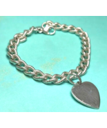 Tiffany &amp; Co Textured Oval Link Heart Charm Bracelet Sterling Silver- Vi... - $4,371.78 MXN