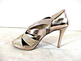 Fioni Night Silver Glitter Accents Peep Toe Heels Shoes Women&#39;s 6 1/2 (SW6) - £18.94 GBP