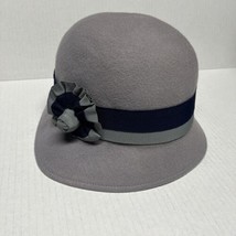 Kimchi Blue Gray Wool Felt Cloche Hat With Flower Accent Grosgrain Trim o/s - £15.82 GBP
