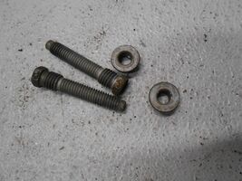 1999 Ford F250 Brake Master Cylinder Nuts And Bolts - €25,70 EUR