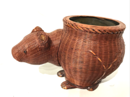 Vintage Chinese Shanghai Handicrafts Woven Wicker Basket Planter Bear Capybara - £71.12 GBP