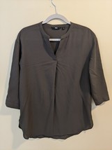 Women&#39;s UniQlo Dark Green Tunic Shirt Size Small 3/4 Sleeves Front Pleat... - £14.94 GBP