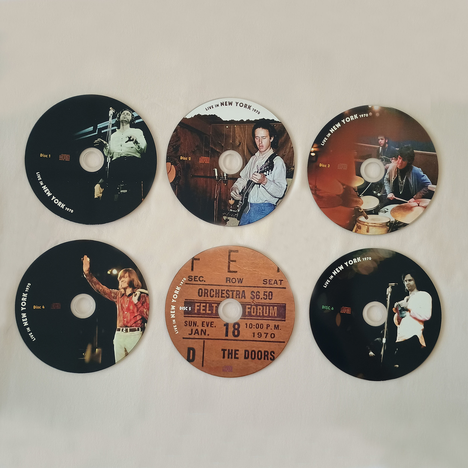 THE DOORS-LIVE IN NEW YORK FELT FORUM, Madison Square Garden Jan. 17- 18th, 1970 Item image 5