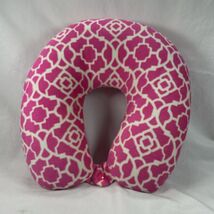 Travel Pink &amp; White Neck Pillow, Pre-owned, Clean Fluffy Comfortable - $6.68