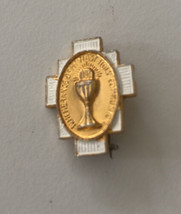 Vintage Remembrance Of First Holy Communion Pin Italy - $6.80