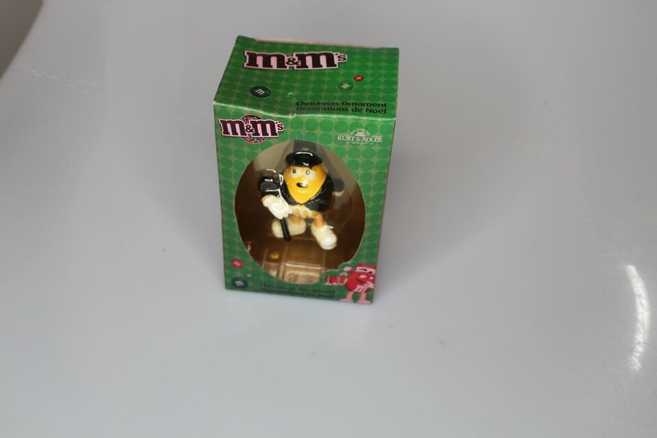 Kurt S Adler Ornament 2011 Yellow M&M in Top Hat - M&M Collection #610159-YH-SDB - £5.41 GBP
