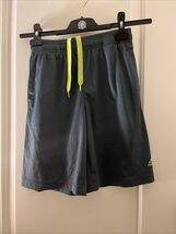Adidas Dri-Cool Boys Athletic Shorts Pockets Size M 10/12 Gray - $33.55 CAD