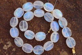 Natural, 21 piece smooth Rainbow white Moonstone OVAL gemstone beads 8x10 mm app - £55.30 GBP