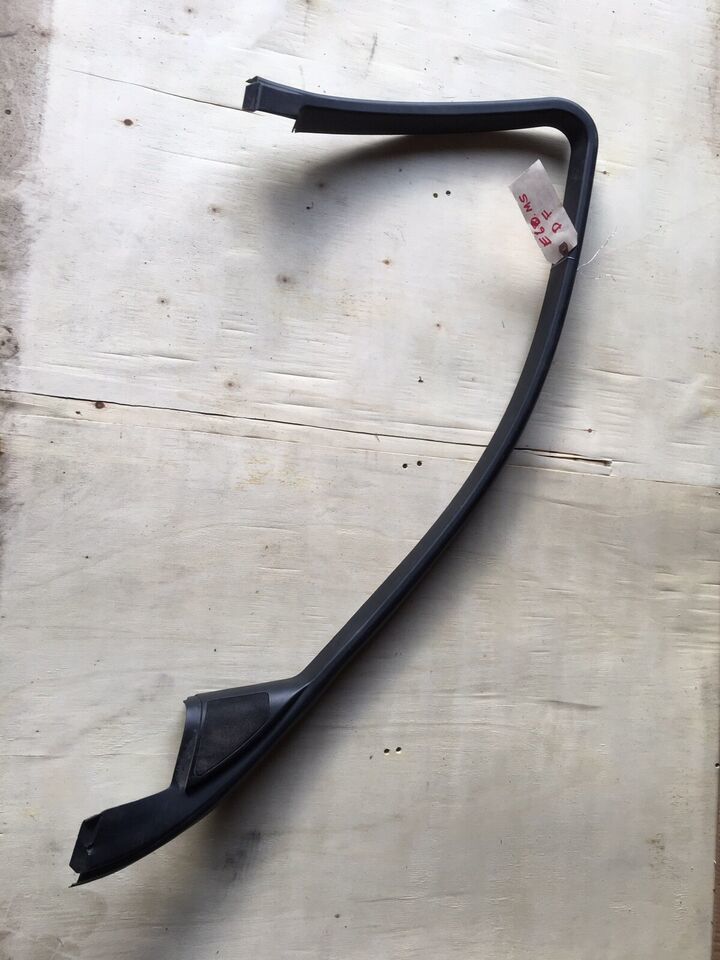 BMW M5 Left Front Door Window Frame Surround Tweeter Trim E60 51.3570336... - $32.89