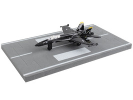 McDonnell Douglas F/A-18 Hornet Fighter Aircraft Black United States Navy w Runw - £14.66 GBP