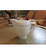 VILLEROY &amp; BOCH LA ROTONDA BONE CHINA CREAMER PALOMA PICASSO GERMANY  - $349.67 MXN