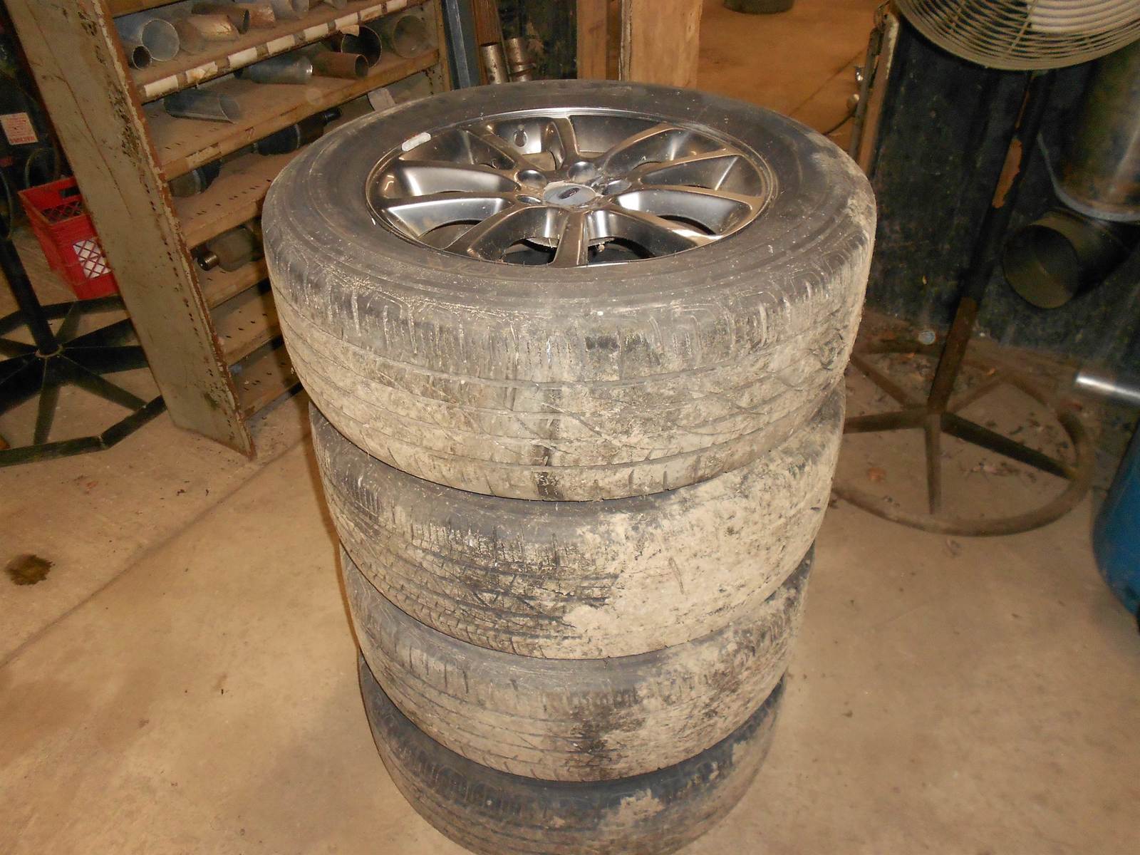 2008 Ford Edge Set Of Rims With Tires - $399.99