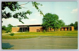 Postcard MS Mississippi Tupelo Natchez Trace Parkway Visitor Center - $2.97