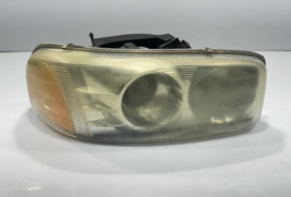 02-07 GMC SIERRA/YUKON DENALI FRONT RIGHT HEADLIGHT 15166757 OEM USED GM... - £21.33 GBP