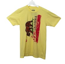 Embrace T-Shirt Love California Republic Flag Womens Small Yellow Bear Graphic - £13.86 GBP