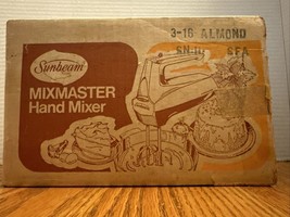 Vintage 1979 Sunbeam Mixmaster Hand Mixer Almond - $20.00