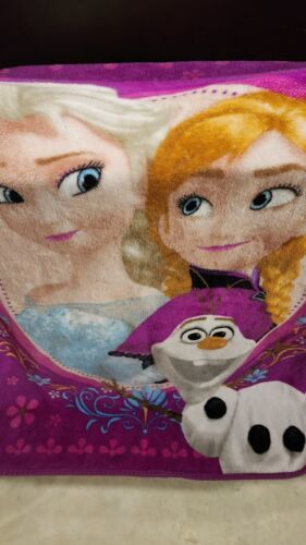 Disney Frozen Elsa and Anna Fleece Throw 48"x36" - $14.75
