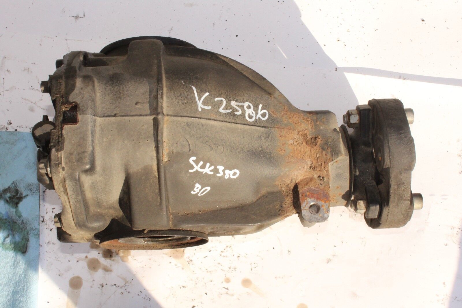 2005-2006 MERCEDES-BENZ SLK350 REAR AXLE CARRIER DIFFERENTIAL DIFF 3.27 ... - $301.00