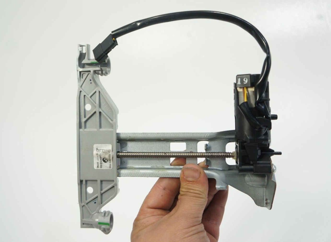 20072013 bmw x5 e70 front vertical headrest head rest seat motor