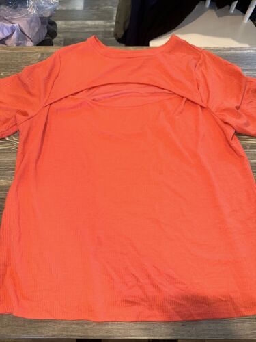 Ava &amp; Viv Women&#39;s Knit Short Sleeve Cut Out Tee Shirt Size 2X. Orange. K - $14.40