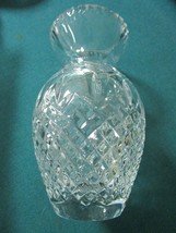 Thomas James Signed Crystal Cut Vase 5 1/2&quot; - £50.84 GBP