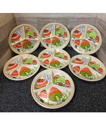 Vintage Cottagecore Mushroom Plates 9.5&quot; Thin Plastic Divided - Lot of 7 - $1,819.58 MXN