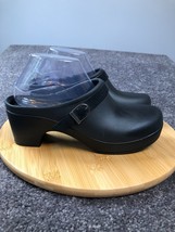 Crocs Clogs Womens Size 9 Black  Sarah Croslite Mules Comfort Shoes - $31.50