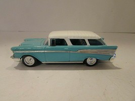 Road Signature Diecast Car 1957 Chevy Nomad Blue W/WHITE Hood 1/43 M24 - $13.90
