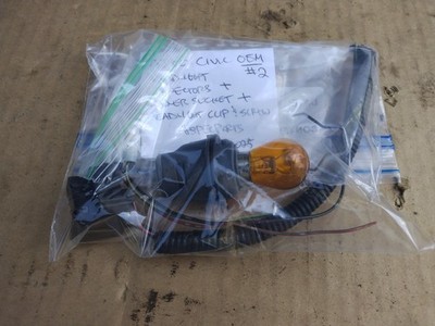 92-00 CIVIC EG EK OEM HeadLight CONNECTOR, Retainer Clip, Turn Signal Socket #2 Item image 11