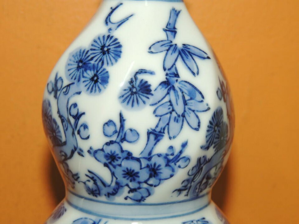 Porcelain Vase 6" White Cobalt Blue tree floral marked Japanese twisted hexagon Item image 8