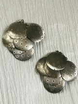 Vintage Layered Finely Etched Silvertone Disks Dangle Clip Earrings – 1 and 5/8t - £10.34 GBP