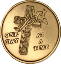 Cross One Day At A Time Bronze Medallion Serenity Prayer Sobriety Chip AA NA - £2.40 GBP